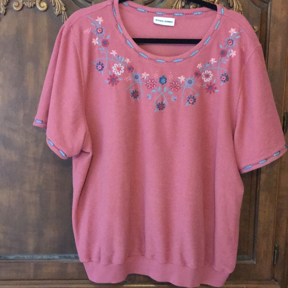 Alfred Dunner top